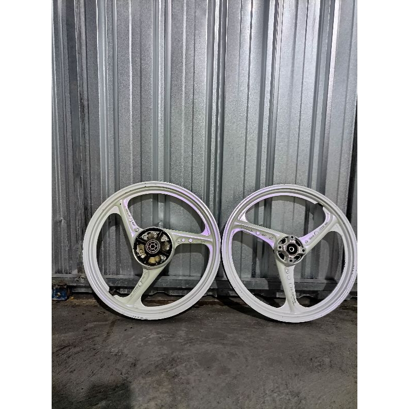 VELG RESING YAMAHA FIZ R ORIGINAL