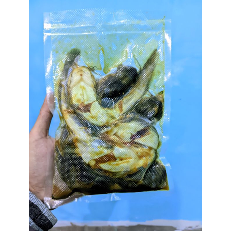 

Lele bumbu, lele marinasi, lele siap goreng