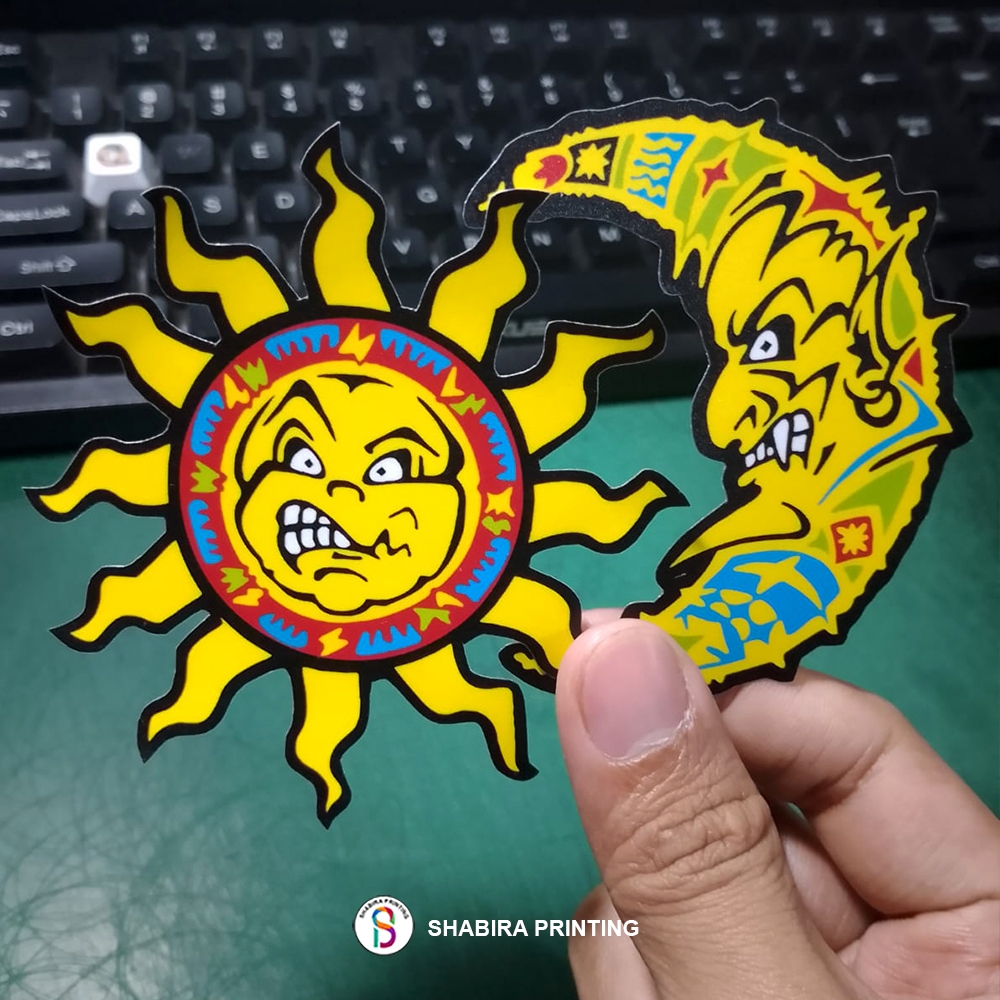 

Stiker Valentino Rossi Matahari dan Bulan Tahan Air Waterproof Bahan Vinil