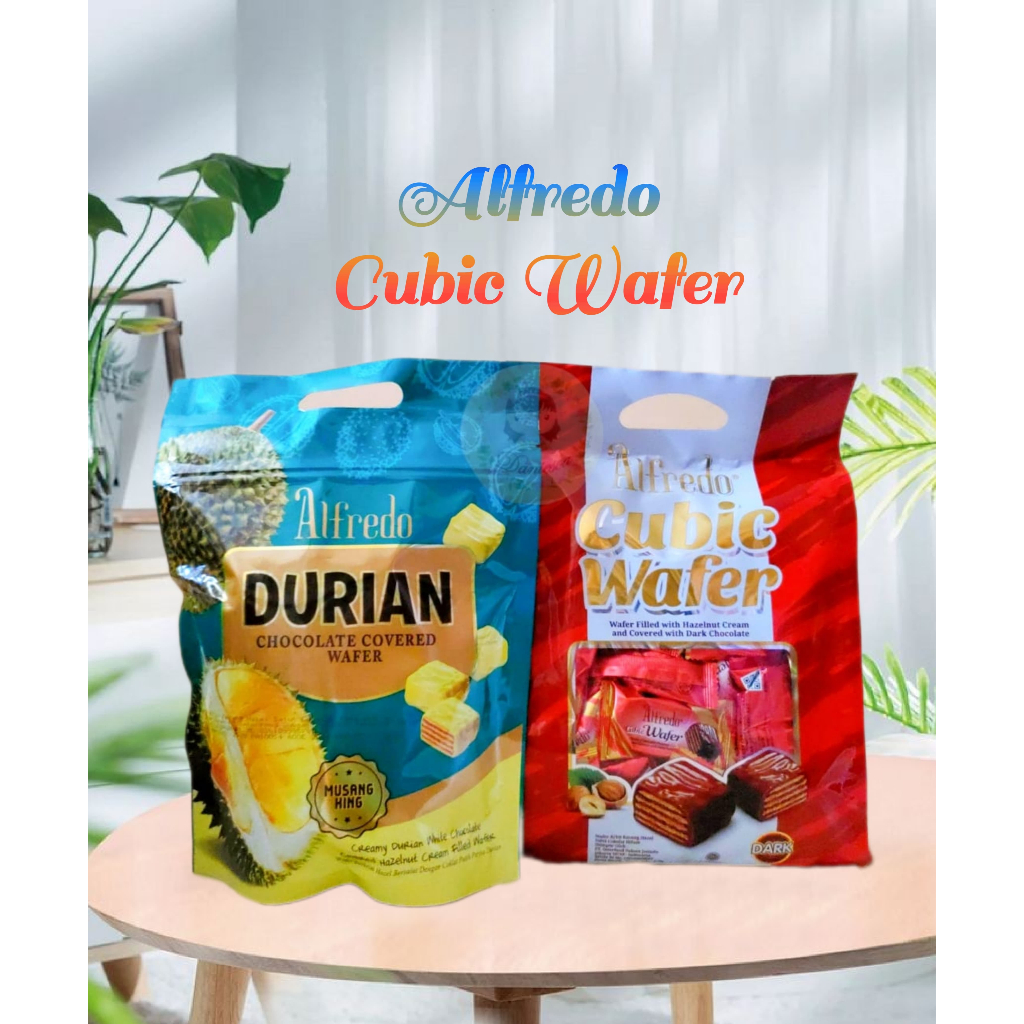 

.Coklat Import I Alfredo Cubic Wafer Filled Hazelnut Dark Durian Chocolate ( ds bgr )