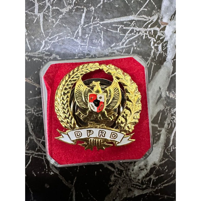 PIN DPRD BULAT MAGNET | PIN DPRD | PIN DPRD BULAT | PIN DPRD MAGNET