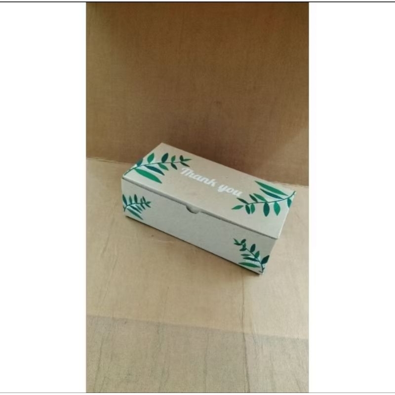 

[100pc] Box Eflute 22x11x7 Kotak Kemasan Kado Packing