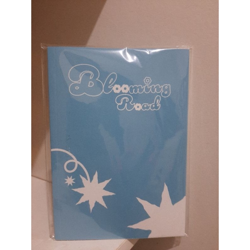 KIM MINJU 2025 SEASON'S GREETINGS