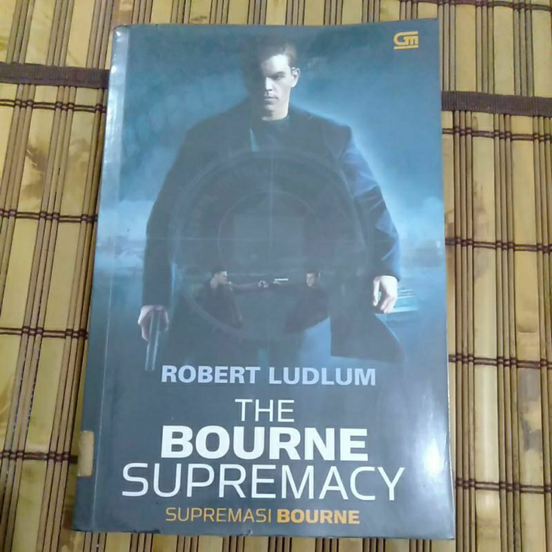 supremasi bourne robert ludlum buku original