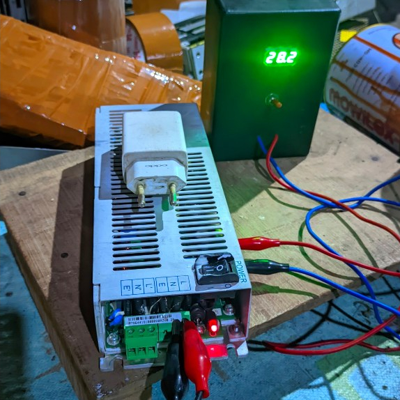 SWITCHING POWER SUPLAY VAPEL 28V TEGANGAN BAWAAN