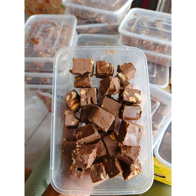 

coklat silverqueen box