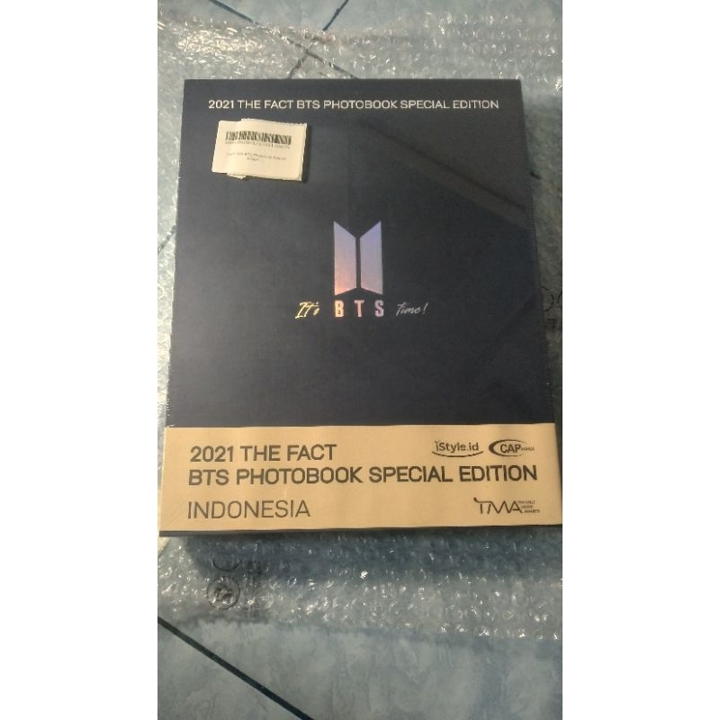 BTS Photobook THE FACT