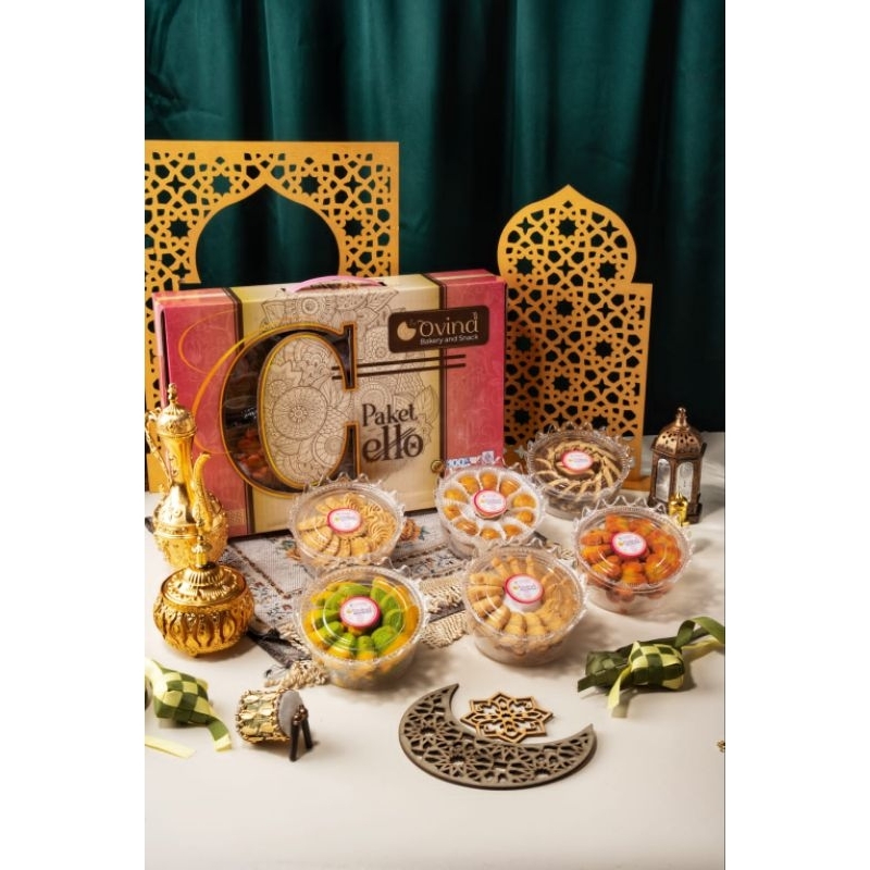 

Ovina Cello - Paket kue lebaran isi 6 toples enak murah