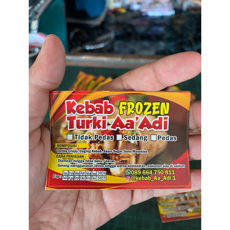 

CETAK STIKER LABEL CUSTOM STIKER KEMASAN LOGO STIKER GLOSY MENGKILAP GRATIS DESAIN