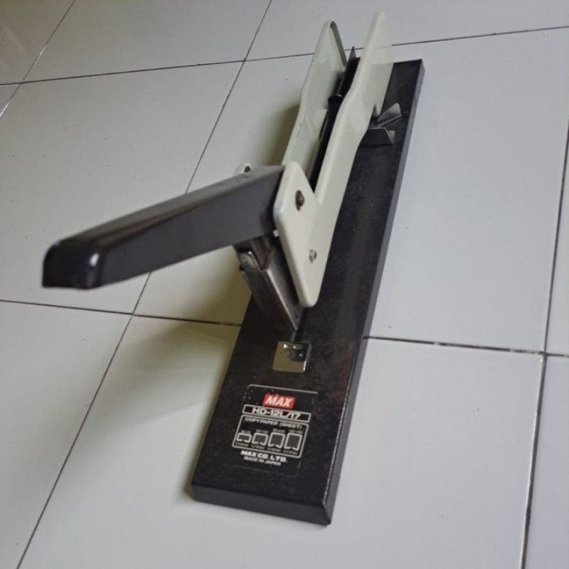 

staples max hd-12L/17