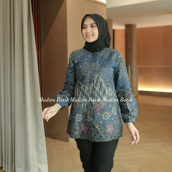 Batik Mudita Motif Lukita Batik Kerja Wanita Lengan Panjang Bahan Katun Primisima Halus Warna Biru M