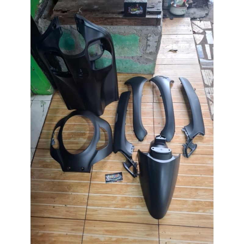 cover body depan set scoopy hitam doff K2F 2023 2024