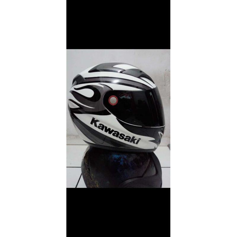 HELM KYT C4 KAWASAKI second good condition