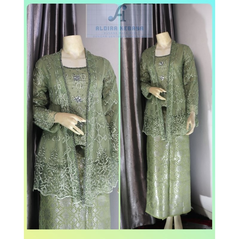 Modern Kebaya/ kebaya kutu baru/ Kebaya Kutu Baru Modern