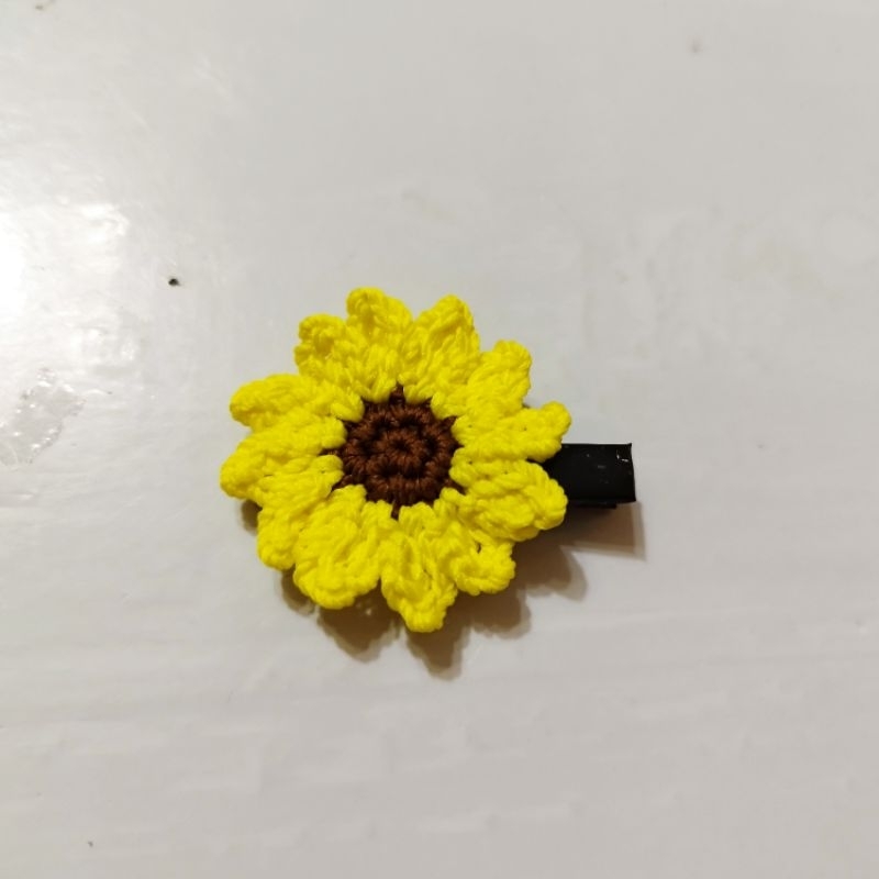 hair clip SUN flower crochet handmade ISMARA