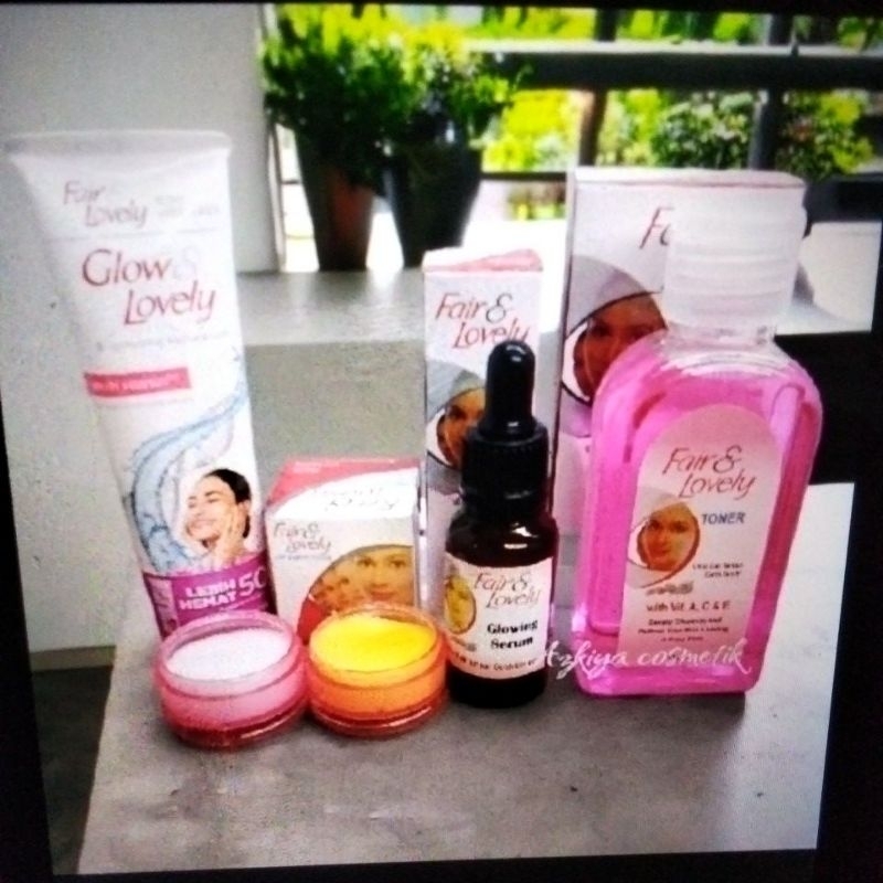 PAKET CREAM FAIR & LOVELY GLOWING