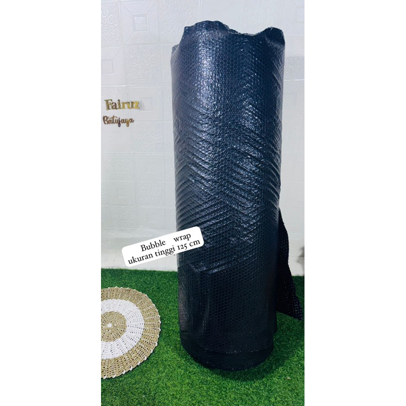 

ecer buble wrap hitam 1 meter tinggi 125 cm