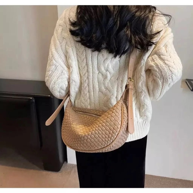 Ellena Tas selempang bahu terbaru - Delovestore.id