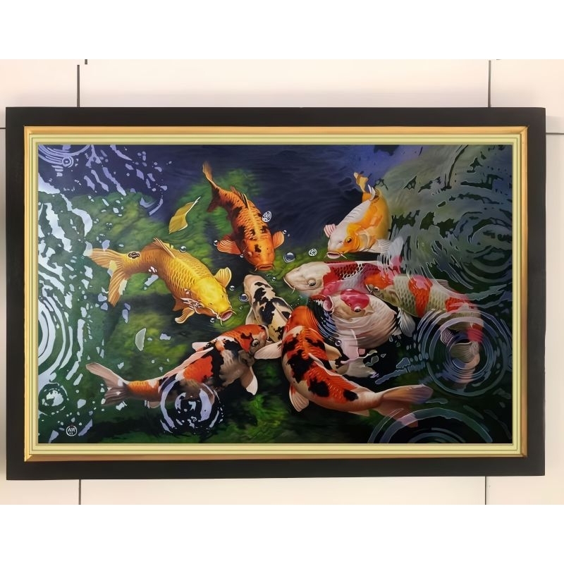 Hiasan dinding lukisan cetak ikan koi plus bingkai ukuran 65x45