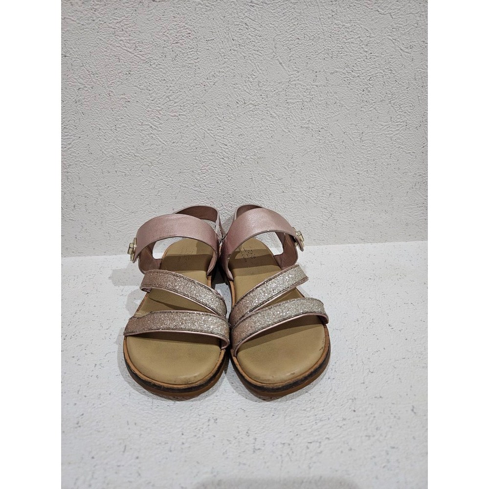 Preloved Sepatu Sandal Little Charles & Keith size 27