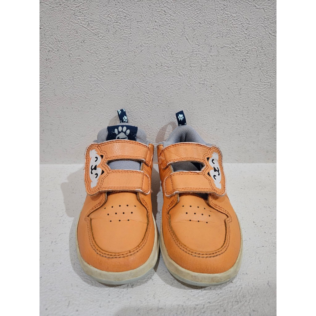 Preloved Sepatu Sneaker Anak Laki-Laki / Perempuan Nike Kids Orange