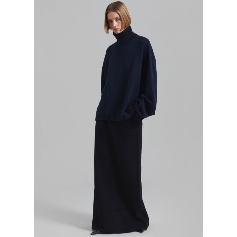 RANI HATTA - Pencil Skrit Black by *Hattaco*