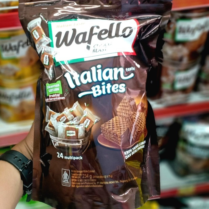 

Wafer Wafello Choco Blast isi 24 pcs / Wafer Wafello pouch / Wafello bites