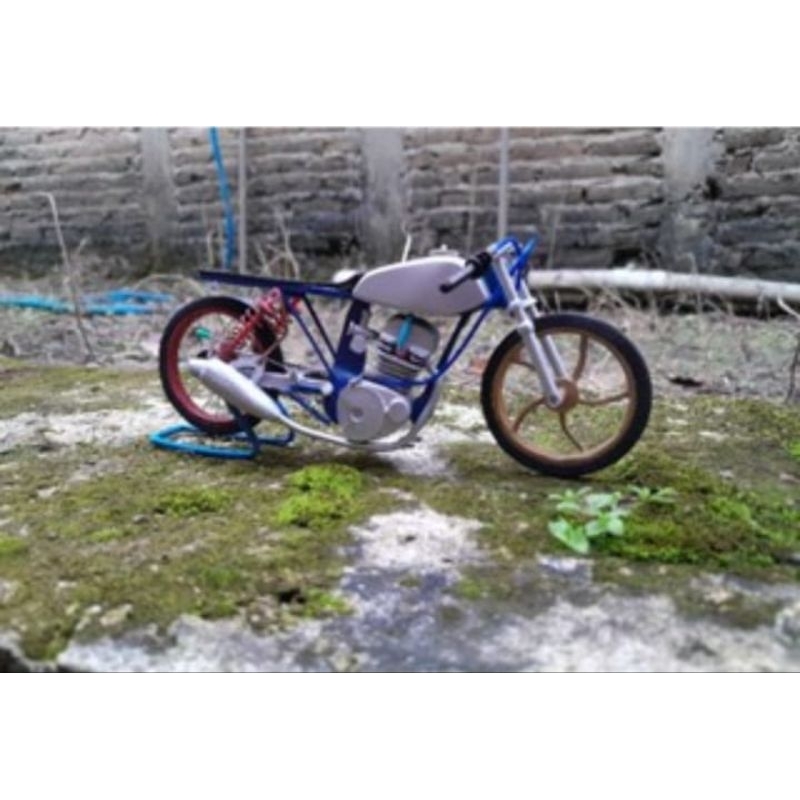 diecast miniatur motor herex cb 100 vintage koleksi
