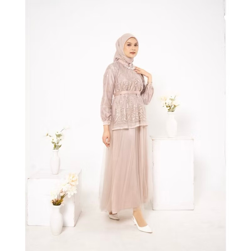 CLARA DRESS