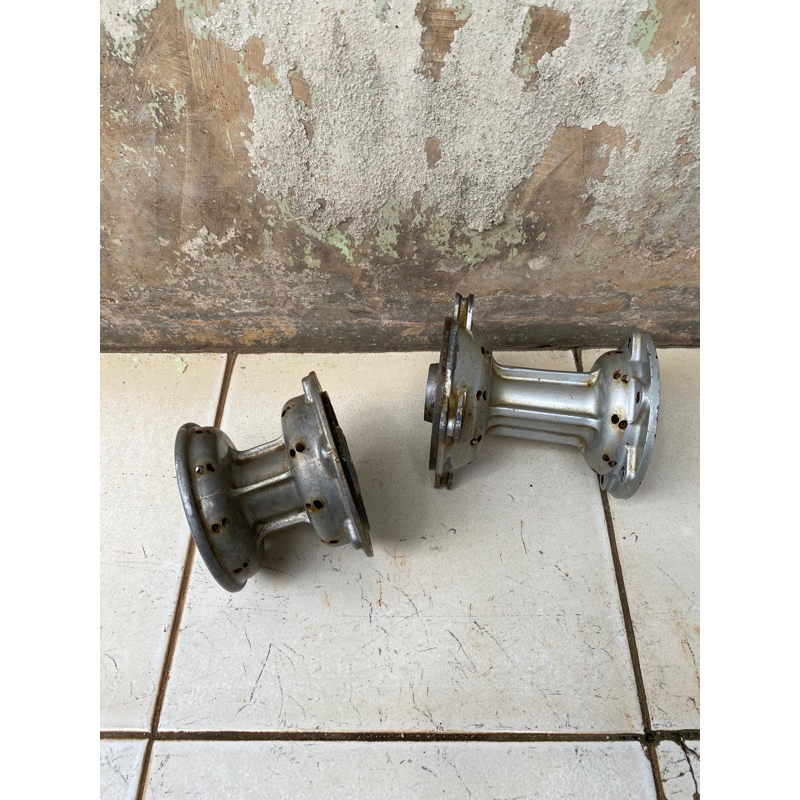 Tromol klx hole 36 depan belakang original copotan