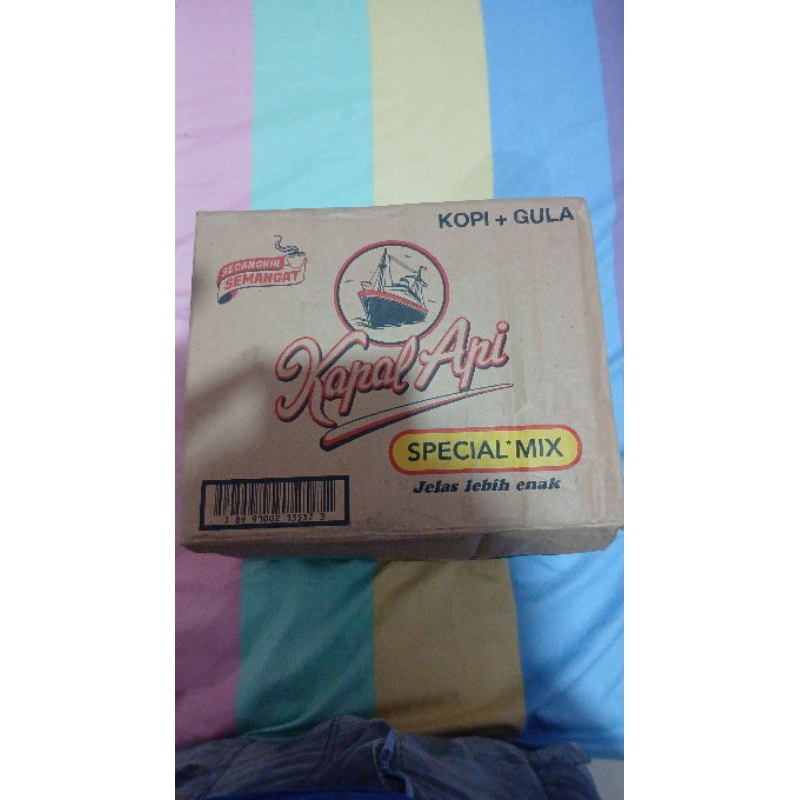 

p4yu Kopi kapal api spesial mix 1 dus [ 12 renceng ]