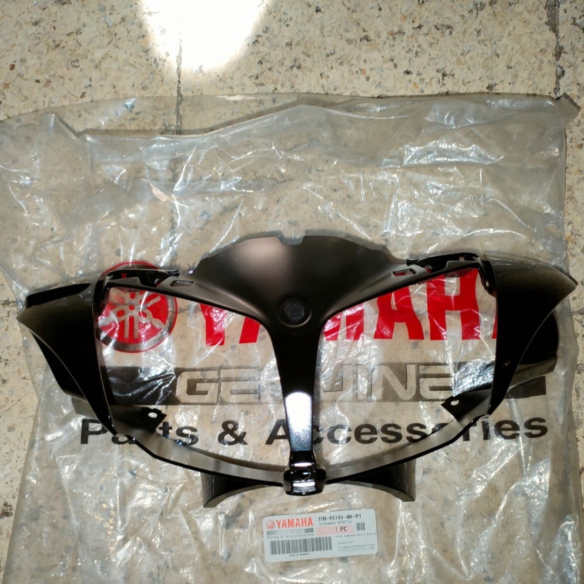 COVER, HANDLEBAR UPPER 1 (BATOK LAMPU DEPAN) JUPITER Z HITAM 31B-F6143-00-P1