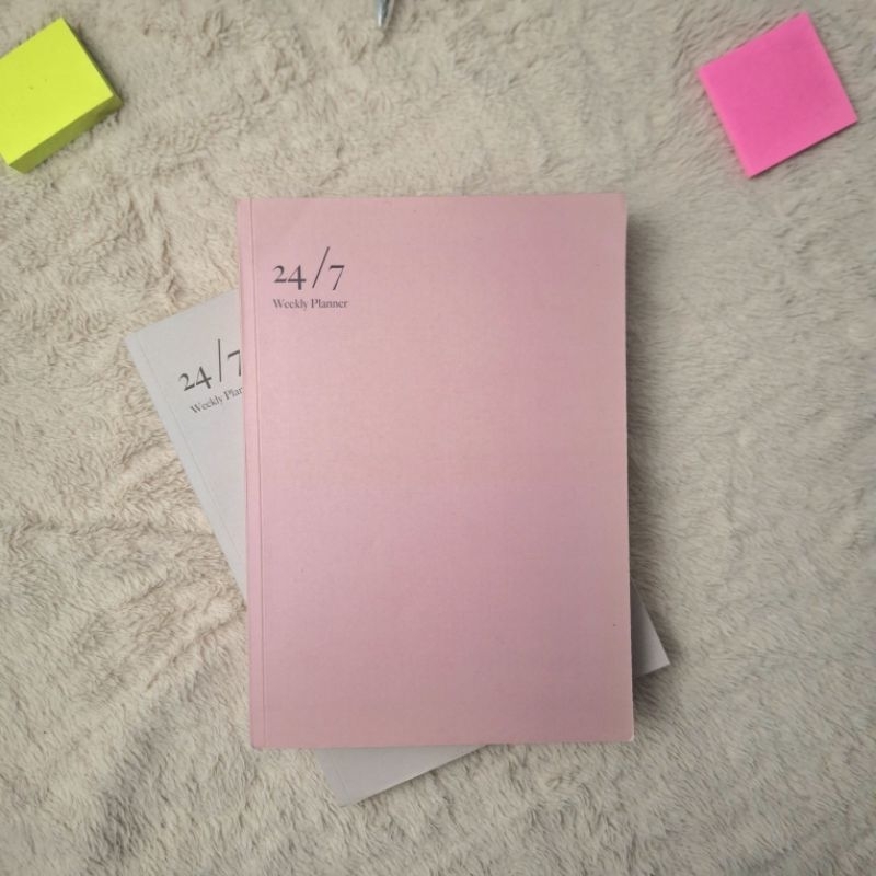 

The 24/7 Weekly Planner - One Year UNDATED Planner (Journal/Agenda/Notebook/Soft Cover/Weekly/Daily)