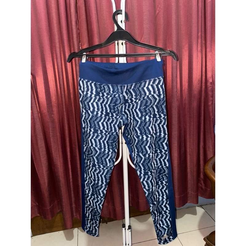 legging motif adidas