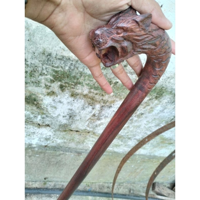 tongkat jalan kayu galih asem super dengan ukiran kepala macan berkualitas tinggi