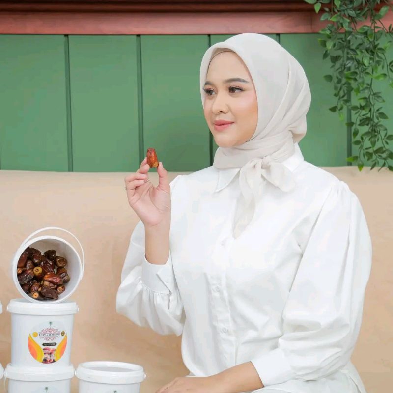 

KURMA EMBER MADINAH 500 GRAM || KURMA MADINAH