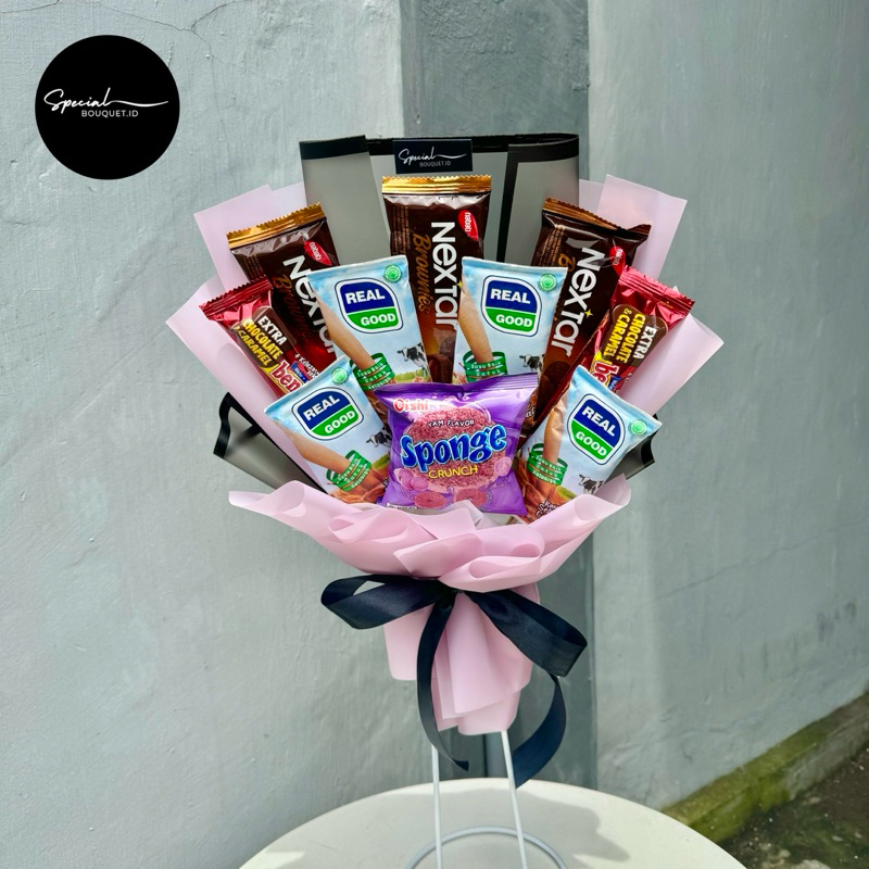 

BUKET SNACK UNTUK ACARA WISUDA SIANG ULTAH DLL