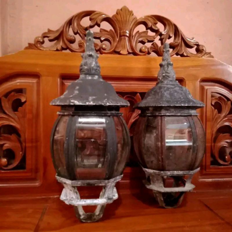 Lampu dinding lawas jadul antik