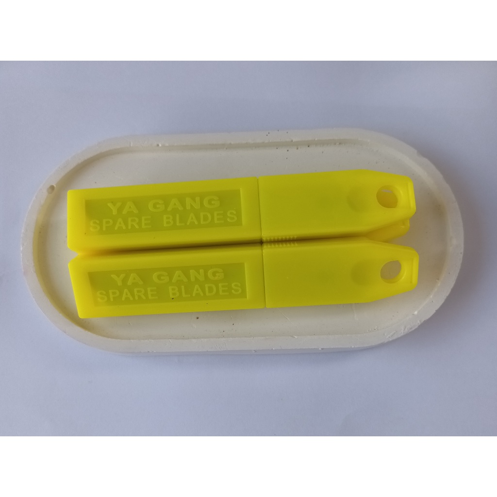 

Isi Cutter Kecil H-300