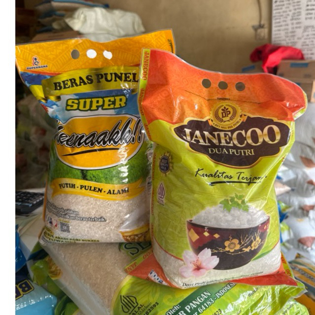 

Beras uenak / janeco 3kg x 8 silakan di order