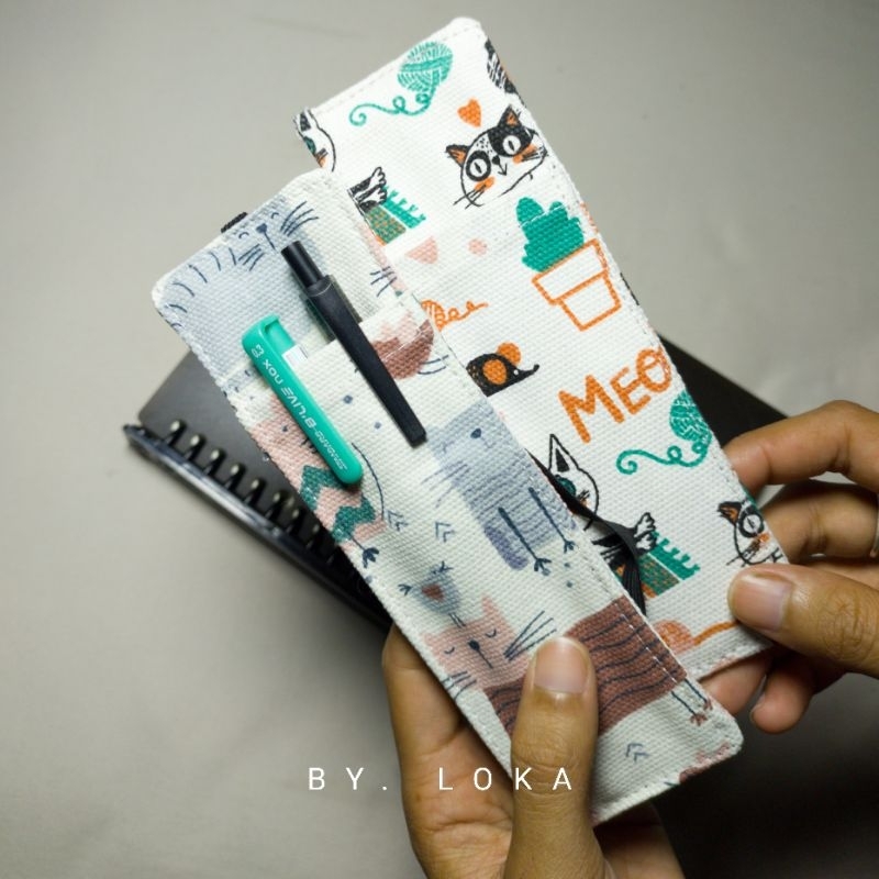 

Souvenir Unik 2in1 Pembatas Buku dan Pen Pocket