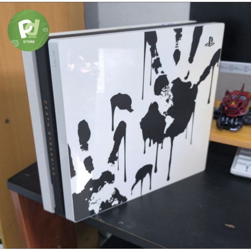 PS 4 Pro 4 TB