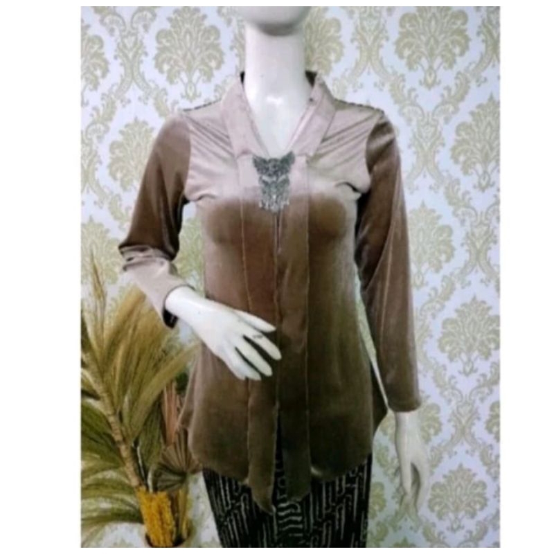 KEBAYA KARTINI BLUDRU POLOS/KEBAYA KARTINI TERLARIS/KEBAYA KARTINI TERMURAH