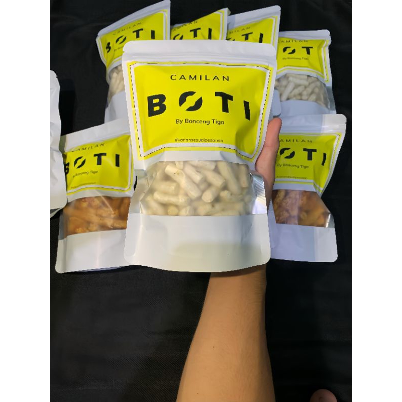 

Camilan Krupuk Tongkol Sambal Ijo By Bonceng Tiga