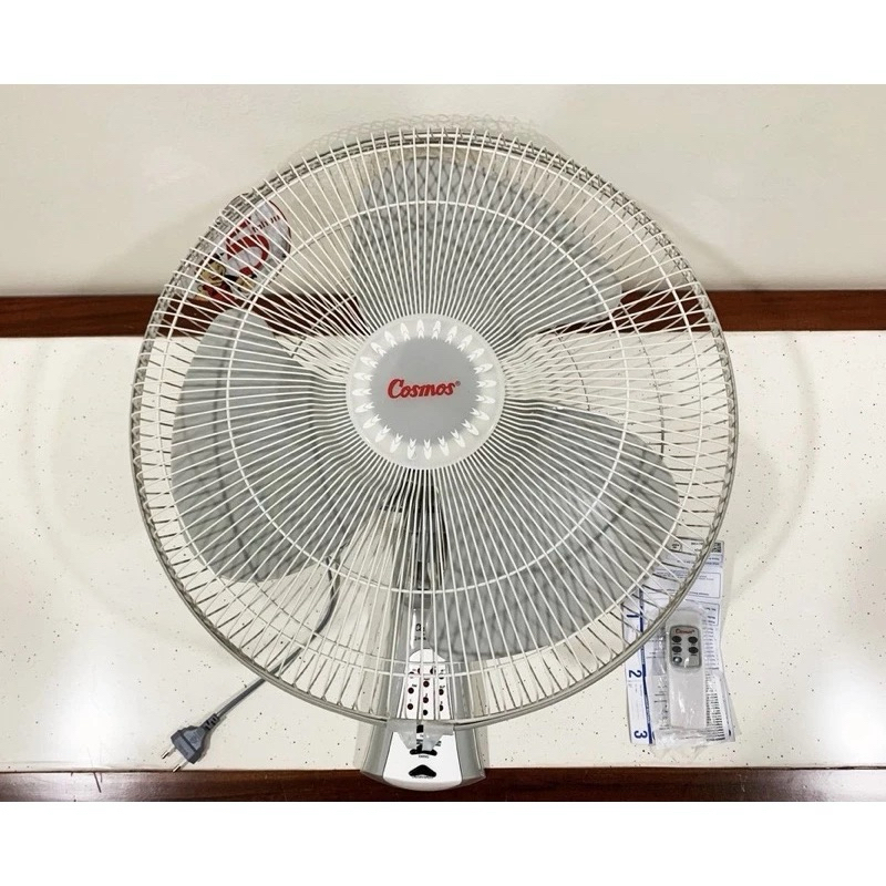 Kipas Angin Dinding Cosmos 16 WFCR + Remote 16 inch