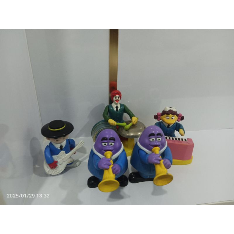 maskot McD music