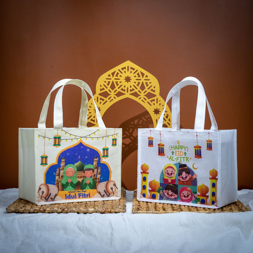 

Hampers Premium Tas Lebaran Idul Fitri, Ukuran T20 P25 Lebar 13 Warna Cerah Langsung Kirim