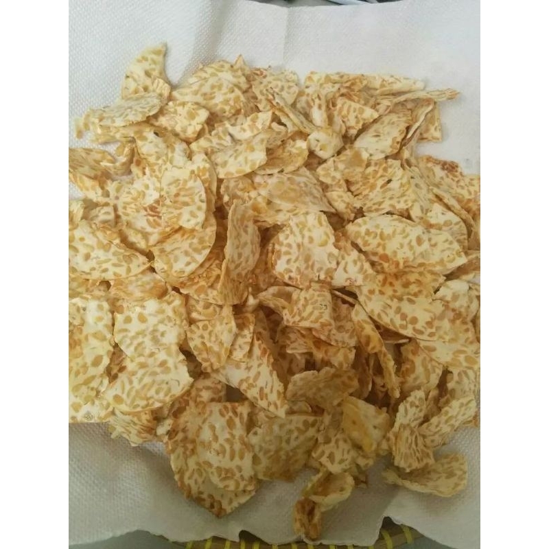 

cemilan ringan kripik tempe