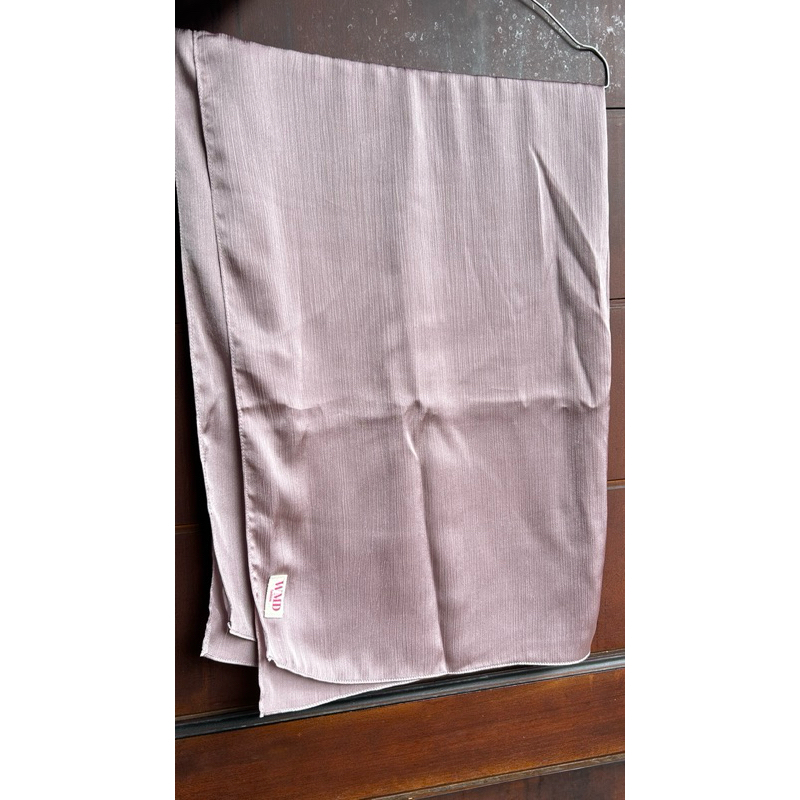 [PRELOVED] Pashmina Luxury Silk WMD Fashion