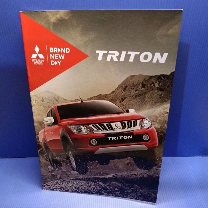 poster brosur leaflet Mitsubishi triton brand new day